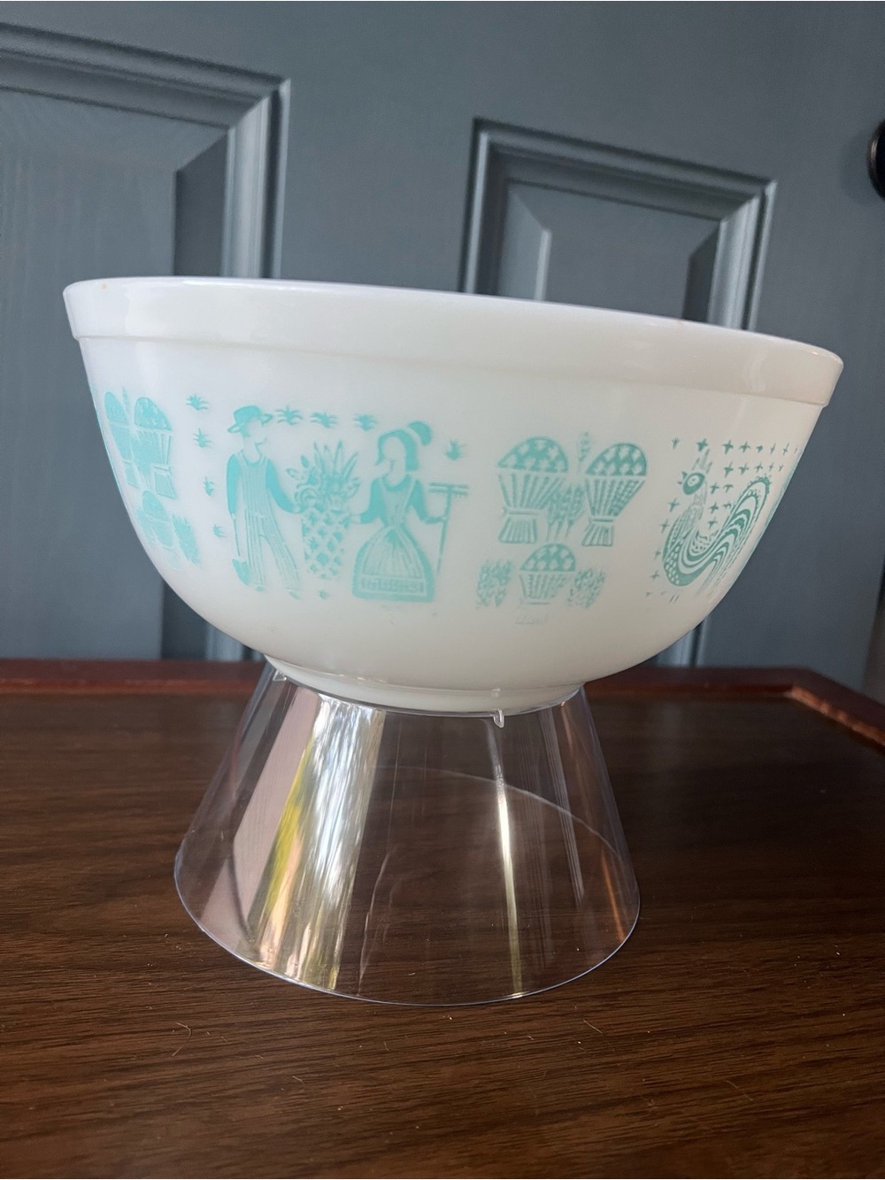 Vintage Pyrex Amish Butterprint Turquoise on White 2.5 Quart Mixing Bowl #403